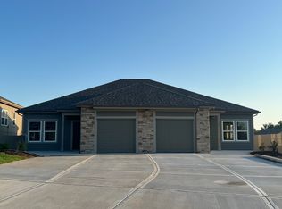 31759 W 83rd Cir, De Soto, KS 66018