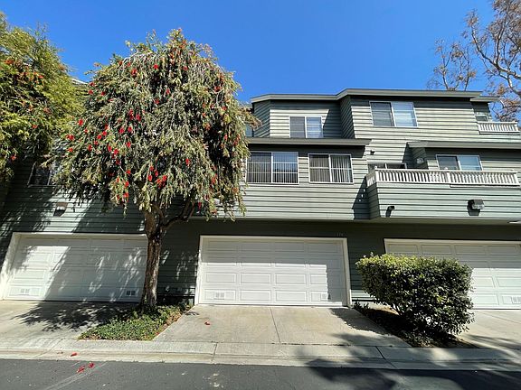 3rd image of 774 Halevy St