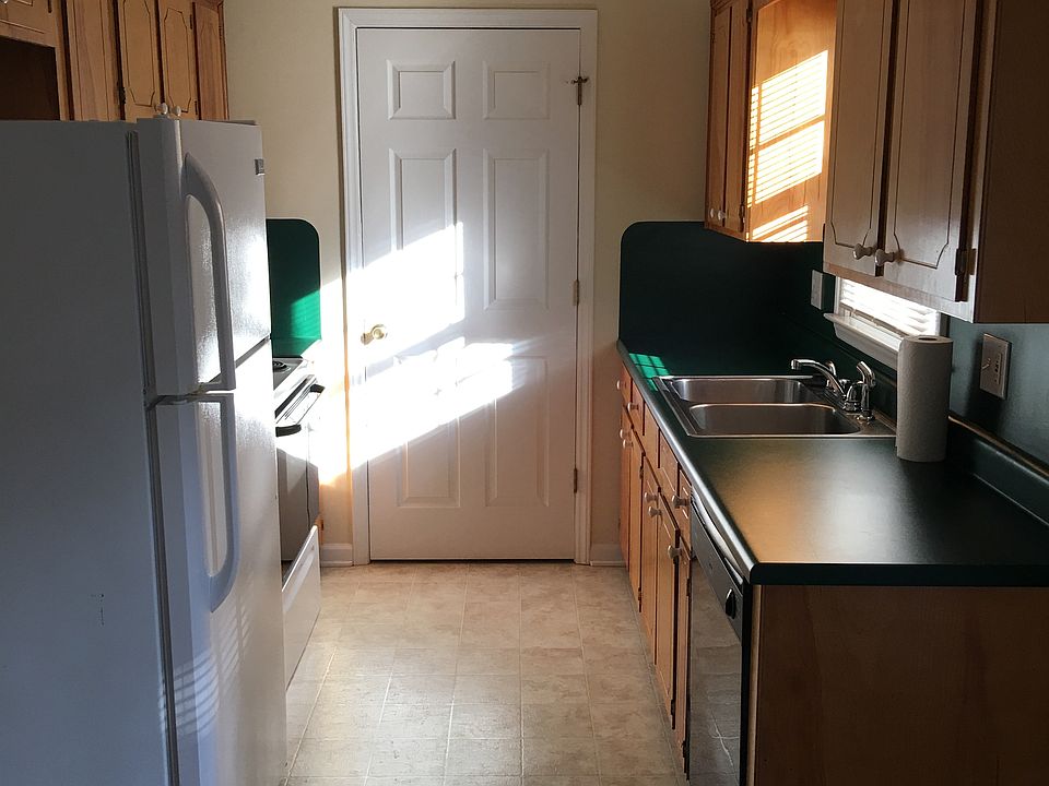 1st image of 1415 Barnett St