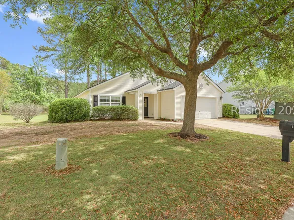 102 Pine Ridge Dr, Bluffton, SC 29910