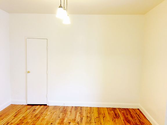 3rd image of 2114 Caton Ave APT 5c