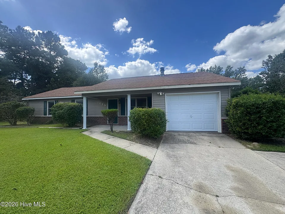 1019 Blue Leaf Pl