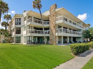 700 Wavecrest Ave APT 201, Indialantic, FL 32903