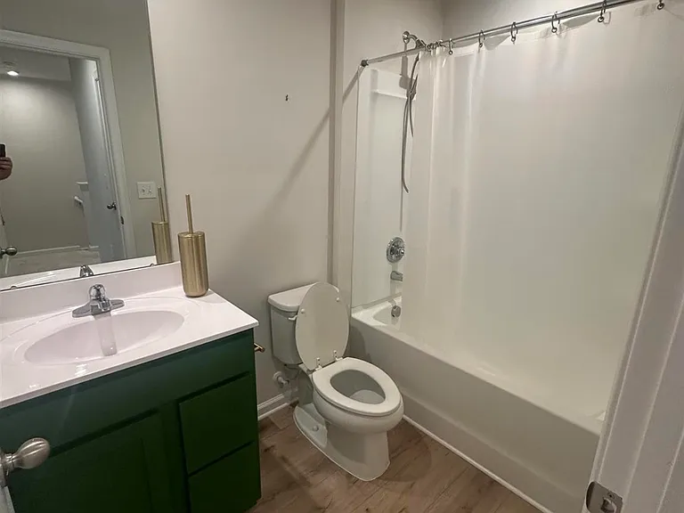146 Villa Grande St #C — Photo 15