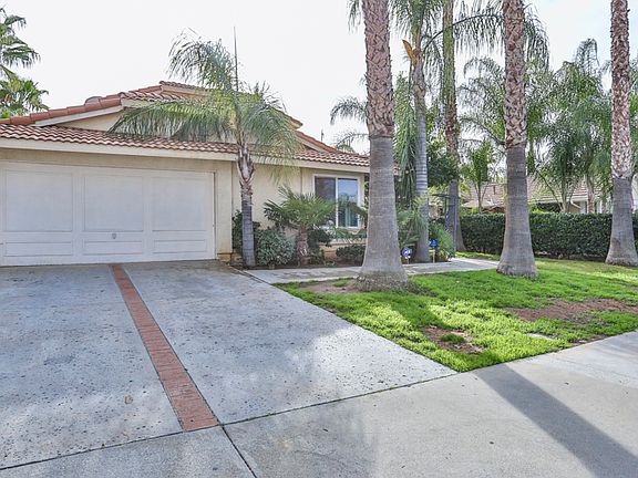 3rd image of 24987 Northern Dancer Dr