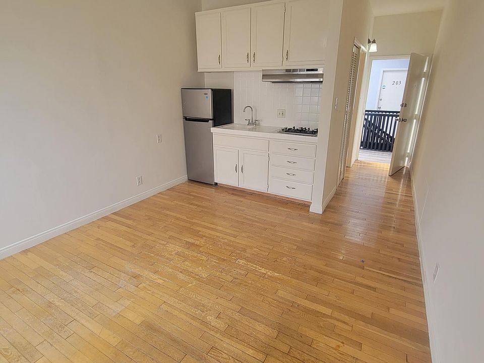 1st image of 1814 Pacific Ave APT 103