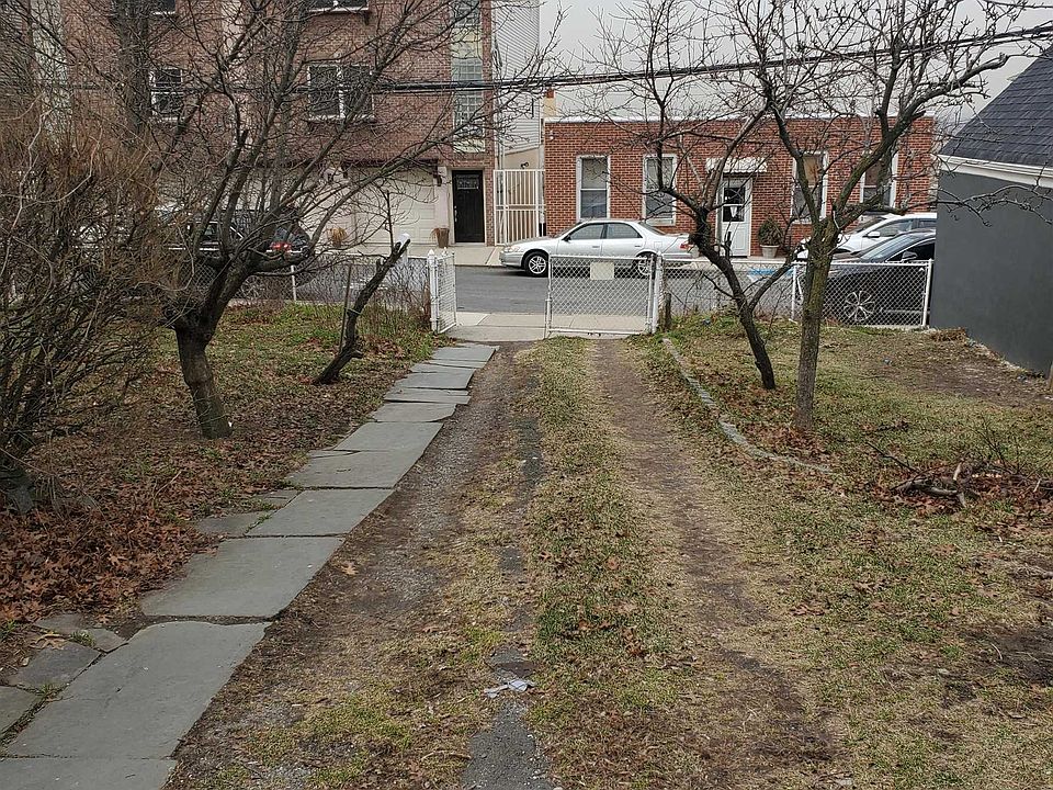 2nd image of 6812-6814 Meadowview Ave