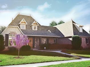 3725 S Forest Ave, Springfield, MO 65807