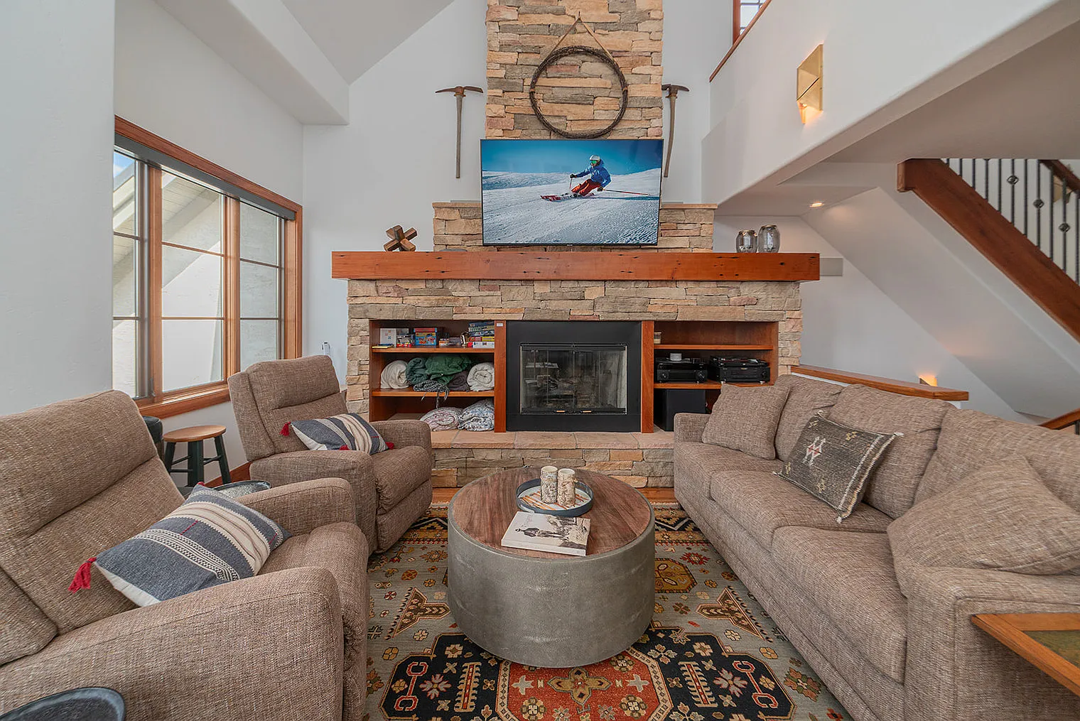 4 bed, 4.0 bath, 2152 sqft, $20,280 — Photo 1