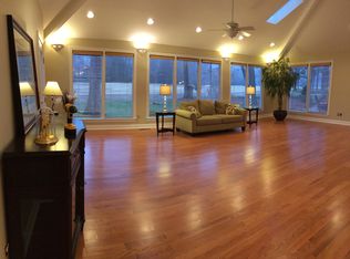 1122 Burning Tree Dr, Chapel Hill, NC 27517
