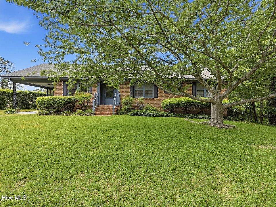 1st image of 724 Whedbee Drive