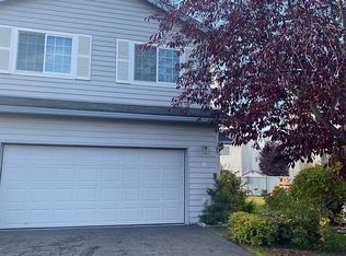 3822 Lincoln Ellsworth Ct #B, Anchorage, AK 99517