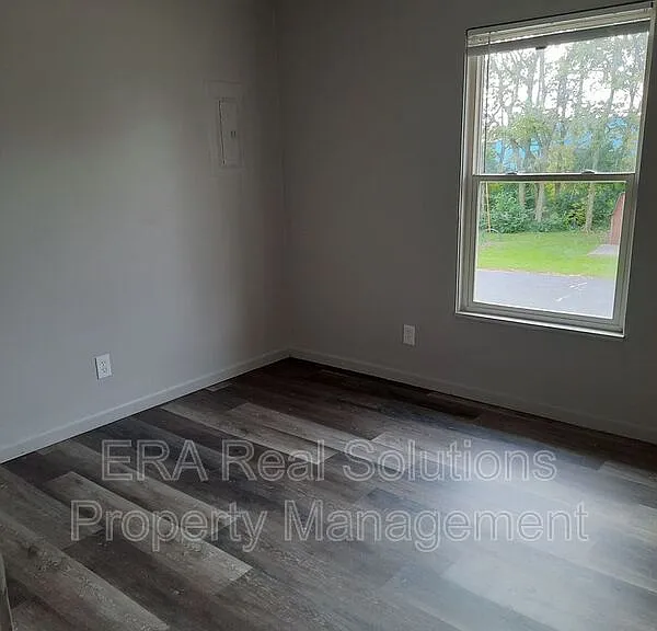 2001 Heritage Dr #6 — Photo 7