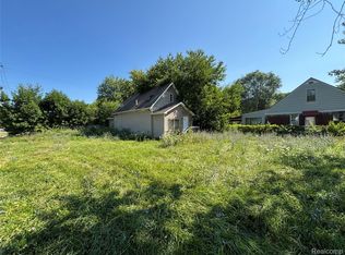 16211 Manning St, Detroit, MI 48205
