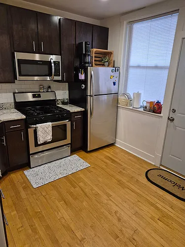 3424 W Foster Ave #1 Photo 1