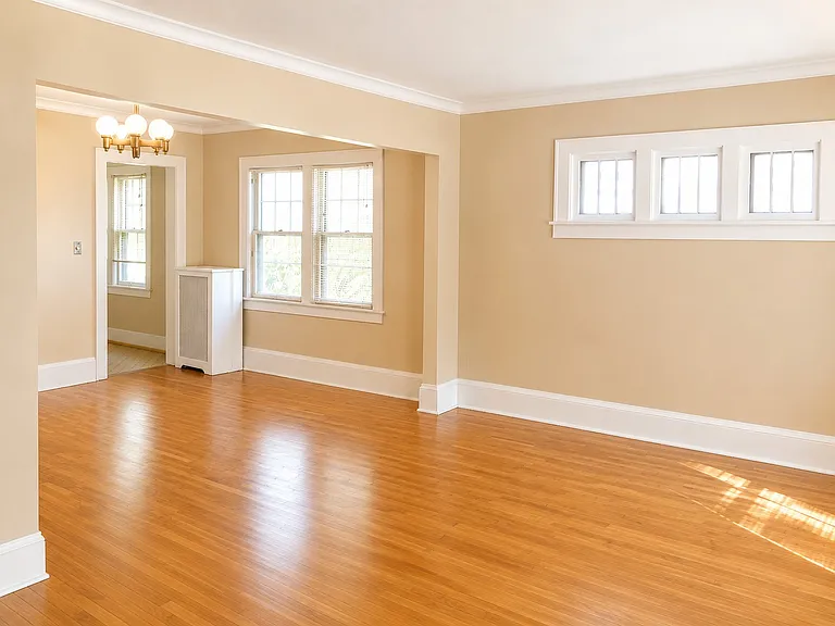 1901 Saint Clair Ave — Photo 3