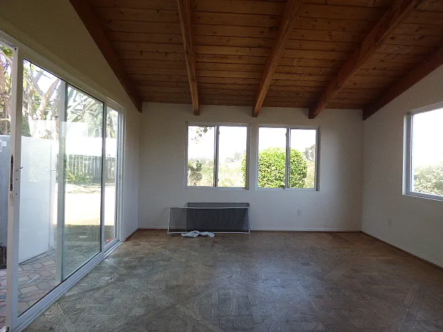 3470 Tony Dr — Photo 9