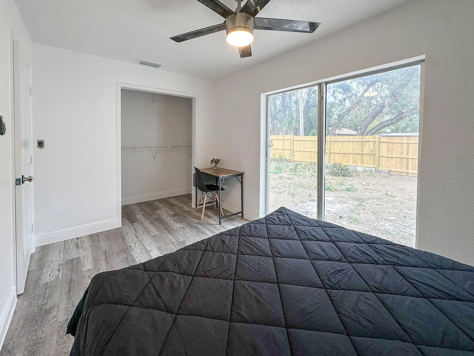 4 bed, 2.0 bath, 1500 sqft, $979 — Photo 2