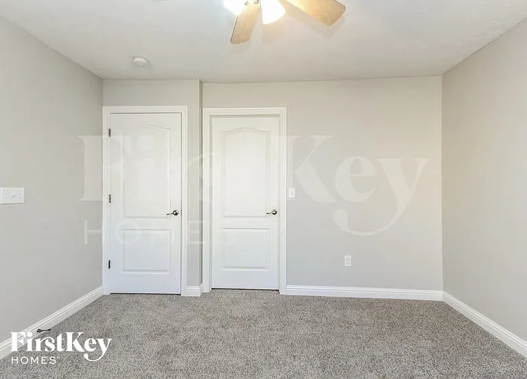 1301 Old Heritage Pl — Photo 13