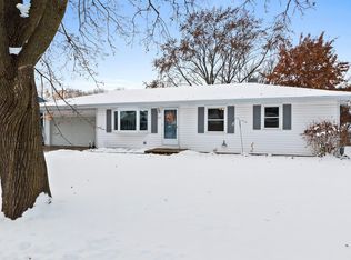 335 Conover Dr, Green Bay, WI 54303