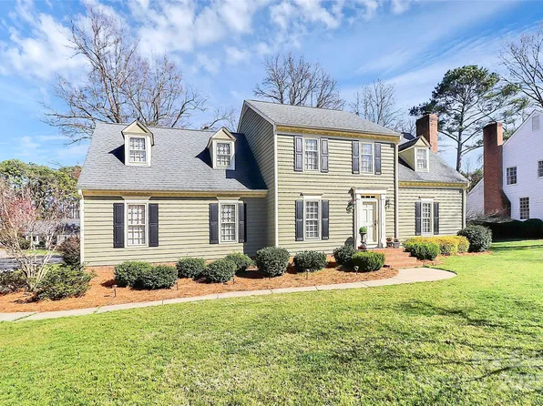 10501 S Hall Dr, Charlotte, NC 28270