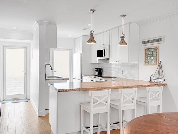 2nd image of 1910 S Ocean Blvd APT 406