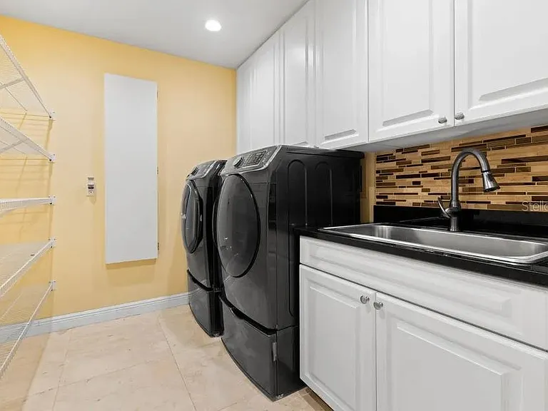 30324 Laurelwood Ln — Photo 39