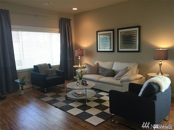 2nd image of 4427 Briggs Dr SE