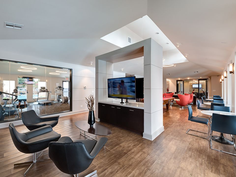 1st image of 1700 Seaspray Ct #1116