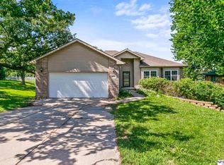 1402 Elm Creek Rd, Plattsmouth, NE 68048