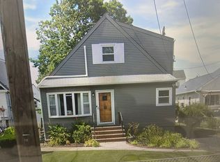 101 Hunter Ave, Valley Stream, NY 11580