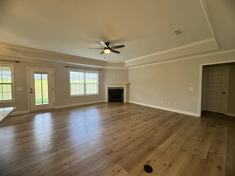 219 Brookestone Dr — Photo 5