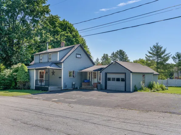 2 Carew Avenue, Lewiston, ME 04240