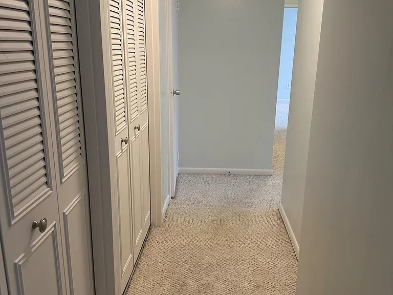 4390 Lorcom Ln #404 — Photo 15