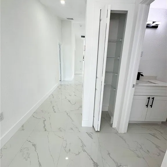 670 Chemstrand St E — Photo 2