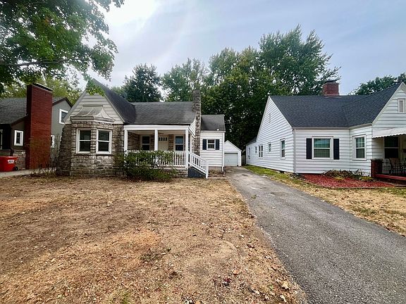 2nd image of 1821 S Florence Ave