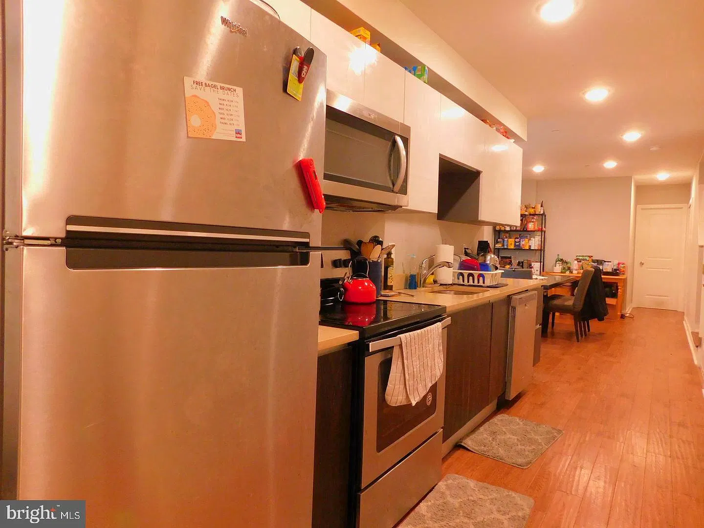 6 bed, 6.5 bath, 1670 sqft, $4,300 — Photo 3