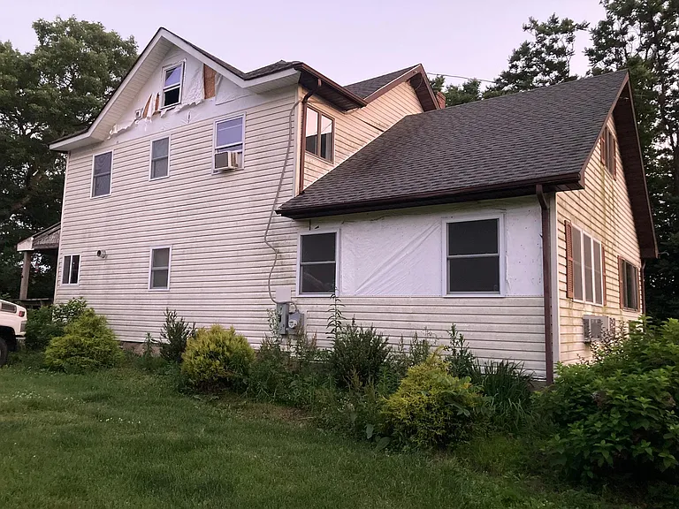 386 Old Bayview Rd — Photo 2