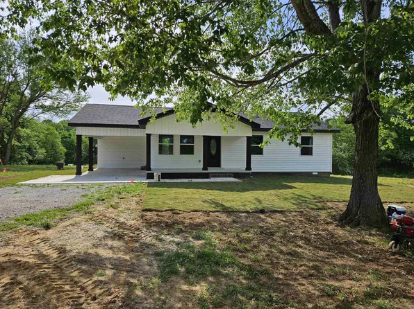 13721 Natchez Trace Rd, Lexington, TN 38351