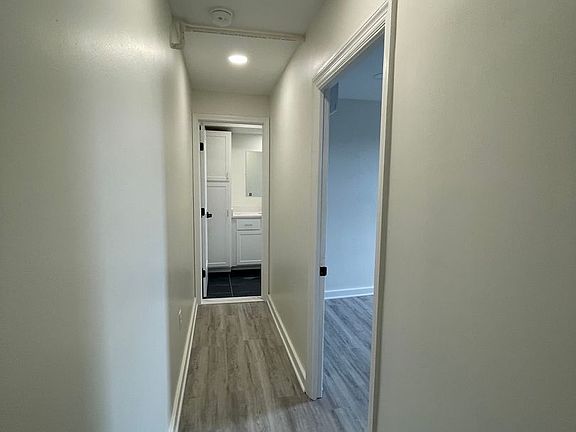 4th image of 62-64 Genesee St #62-07