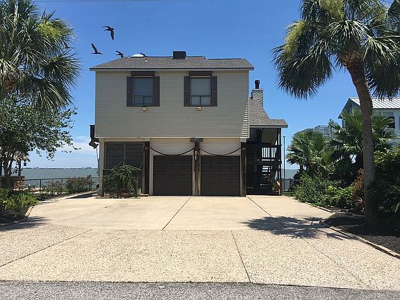 3rd image of 120 Quayside Dr
