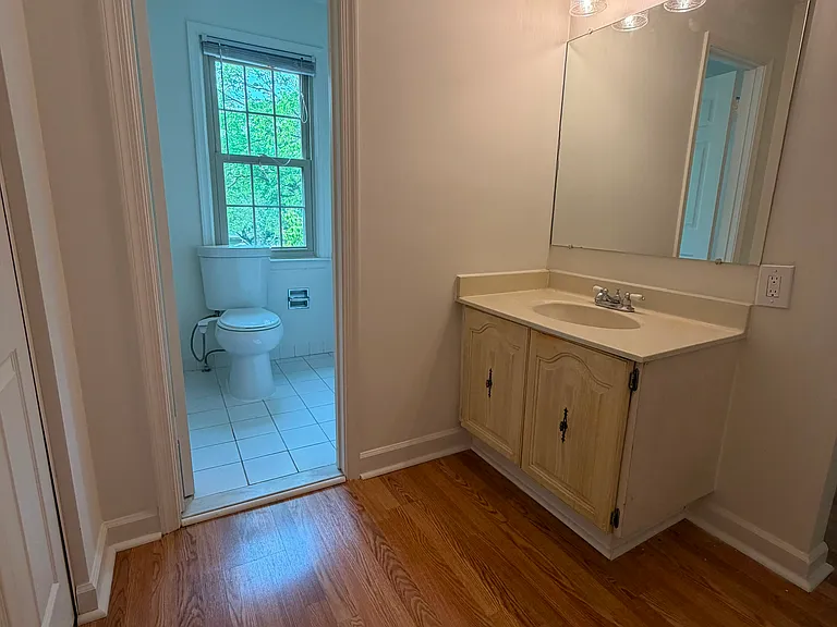 5814 Tudor Ln — Photo 5