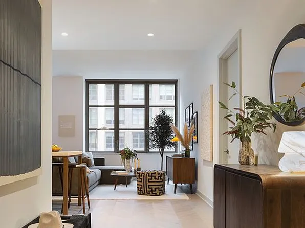 115 York St #7D, Brooklyn, NY 11201