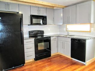 225 Riggs St #B, Oxford, CT 06478