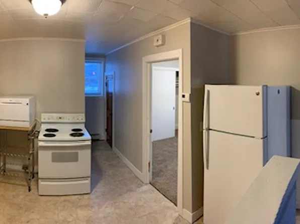 1038 15th St N APT 2, Fargo, ND 58102