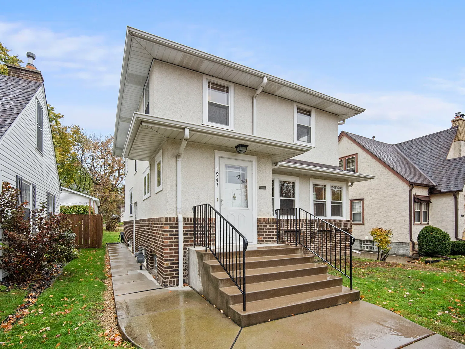 3 bed, 2100 sqft, $2,950 — Photo 4