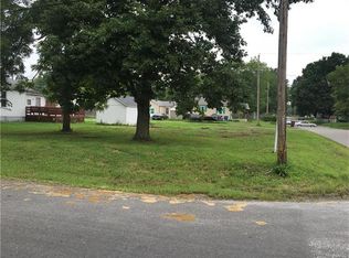 949 E Main St, Greenville, IL 62246