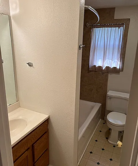 504 Sudderth Dr #A — Photo 5