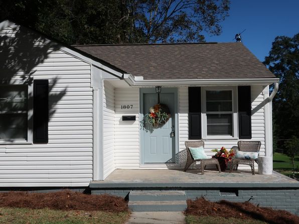 1807 Brooklane Dr