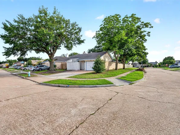 19963 Sutton Falls Dr, Cypress, TX 77433